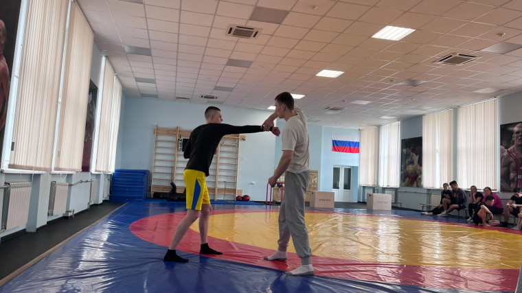Студенты факультета Физической культуры и студенты Инжинирингового колледжа выполнили испытания комплекса ГТО "Самозащита без оружия" в рамках учебной дисциплины. Студенты факультета Физической культуры и студенты Инжинирингового колледжа выполнили испытания комплекса ГТО "Самозащита без оружия" в рамках учебной дисциплины.